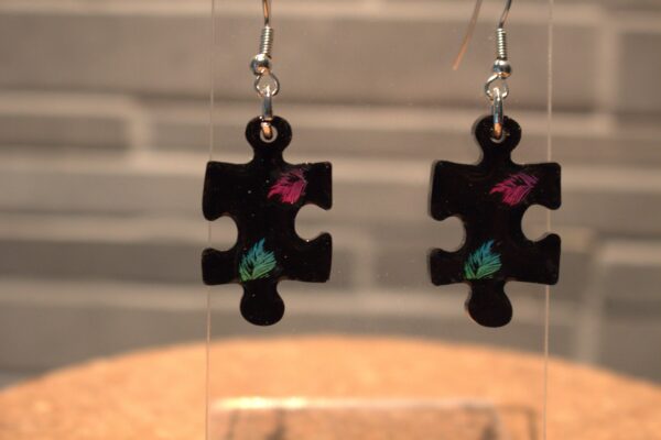 boucles puzzle et plumes